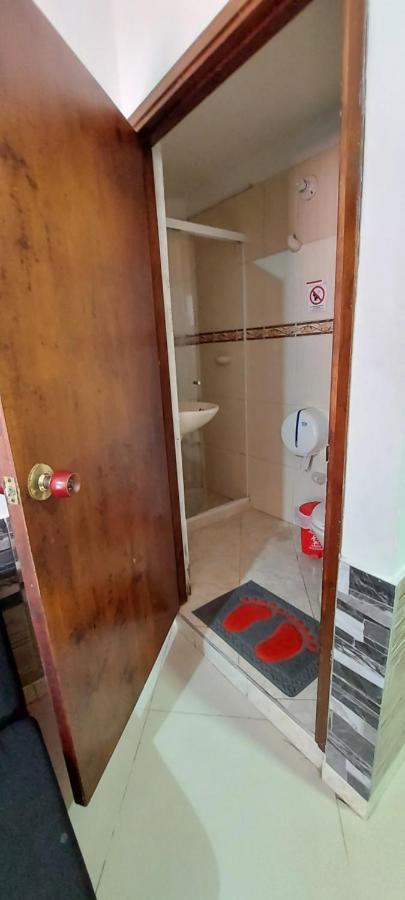 Hotel Medellin Calasanz Zewnętrze zdjęcie