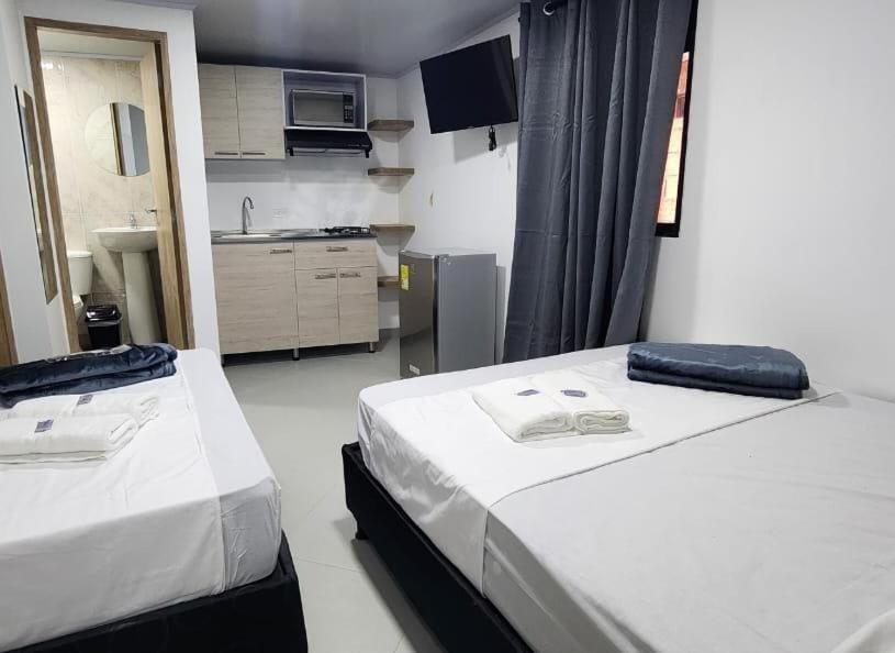 Hotel Medellin Calasanz Zewnętrze zdjęcie