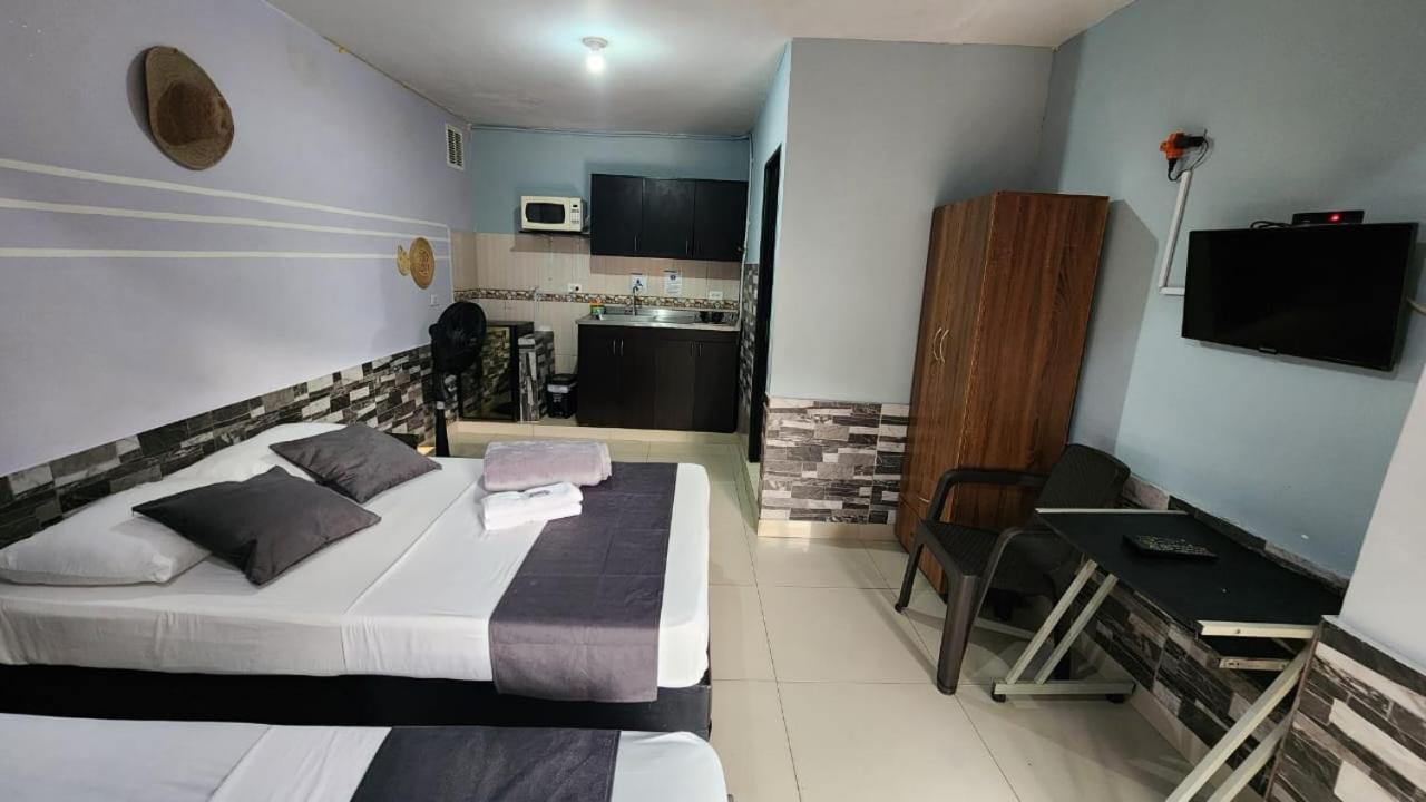 Hotel Medellin Calasanz Zewnętrze zdjęcie