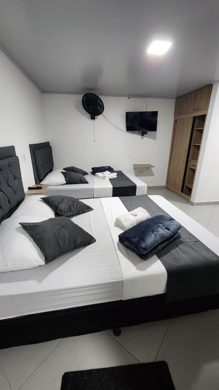 Hotel Medellin Calasanz Zewnętrze zdjęcie