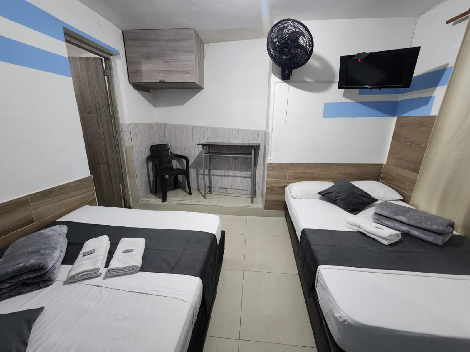 Hotel Medellin Calasanz Zewnętrze zdjęcie