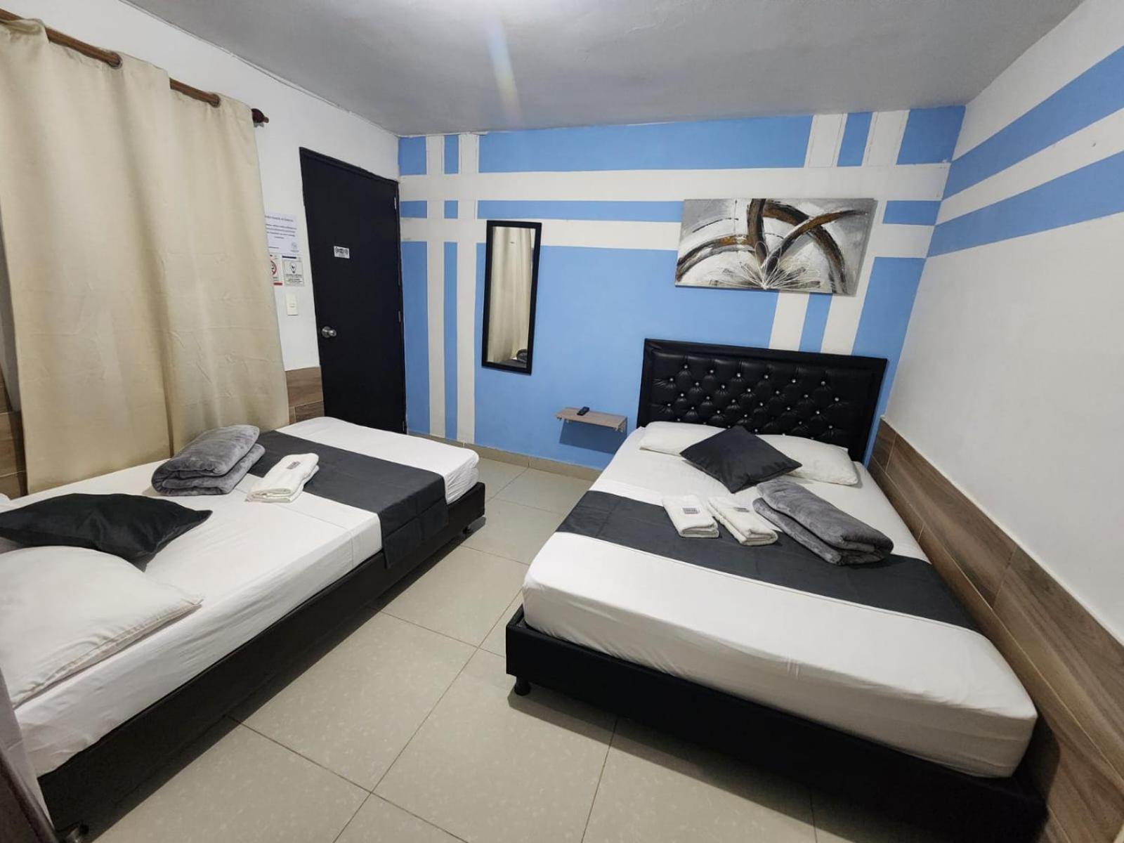 Hotel Medellin Calasanz Zewnętrze zdjęcie