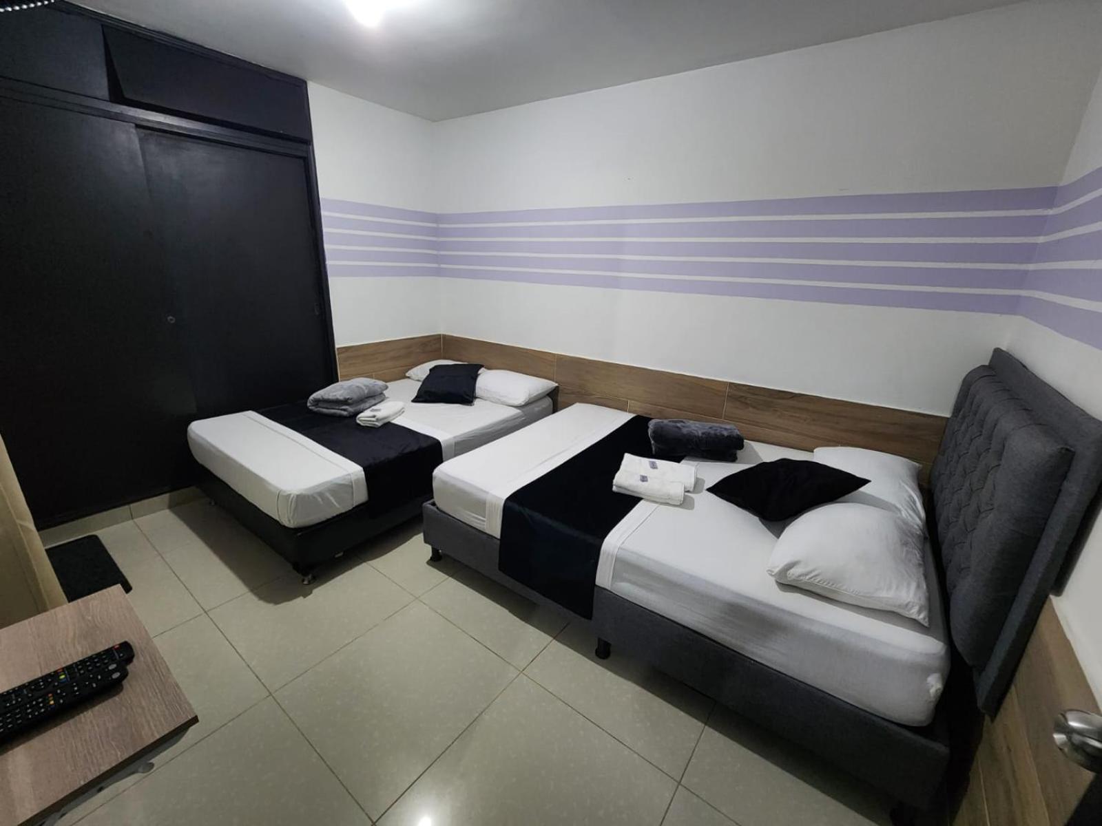 Hotel Medellin Calasanz Zewnętrze zdjęcie