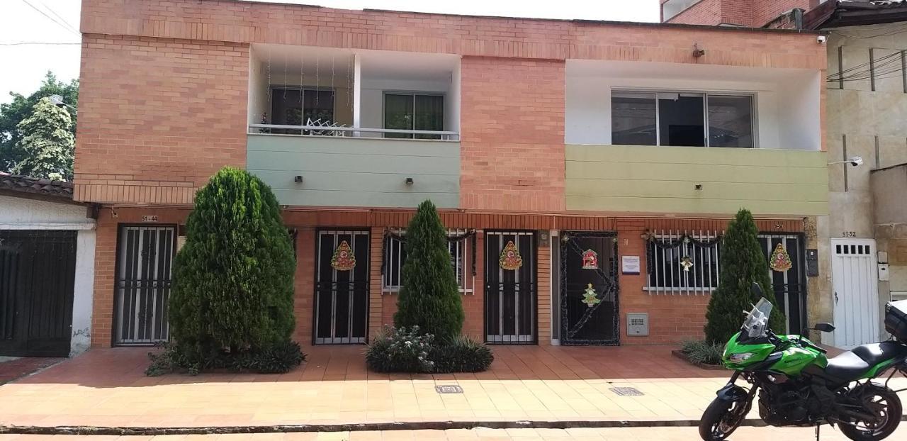 Hotel Medellin Calasanz Zewnętrze zdjęcie