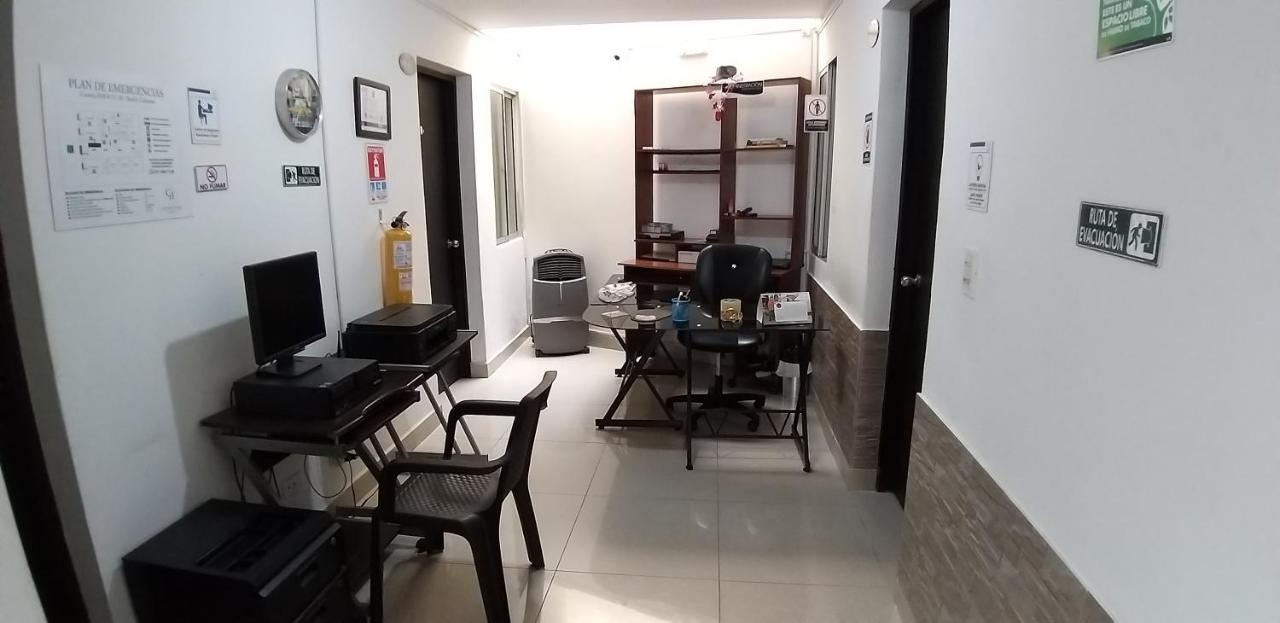 Hotel Medellin Calasanz Zewnętrze zdjęcie